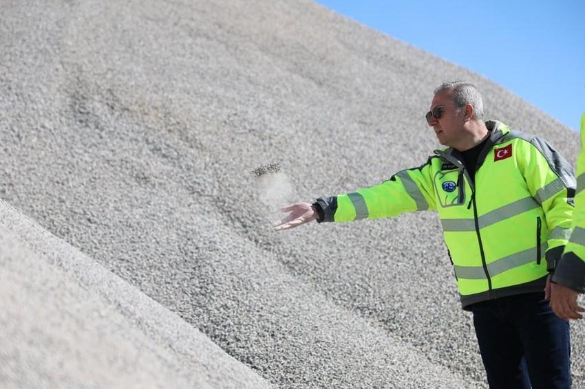 Sivas'ta 100 Milyon TL’lik yatırımla kurulan tesislerde yeni sezonun ilk patlatması yapıldı