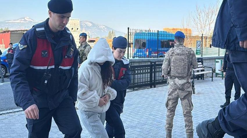 Yaşlı çiftin ölümüyle ilgili kan donduran detaylar! Altın dişleri söküldükten sonra evi ateşe verdiler