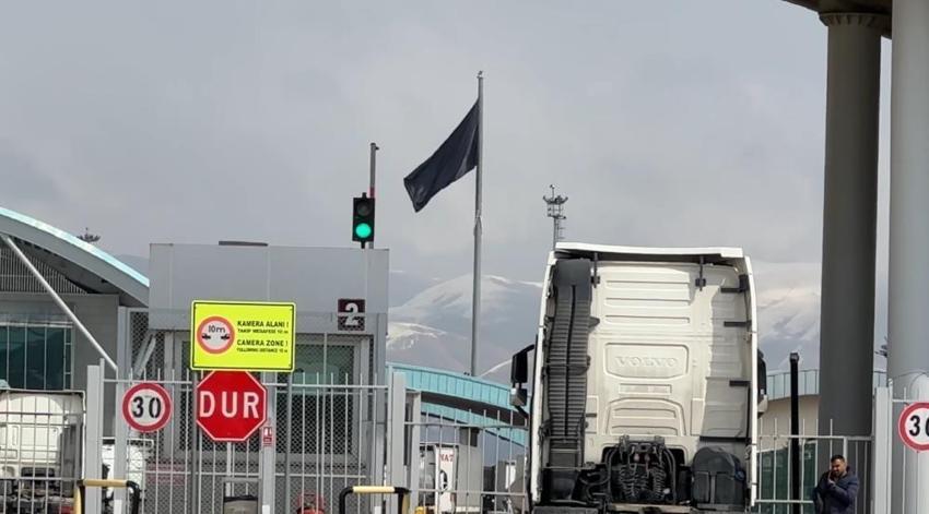 ABD-İran savaşı sonrası Türkiye'de görüldü! Hakkari’de izin verilmiyor, alarma geçildi