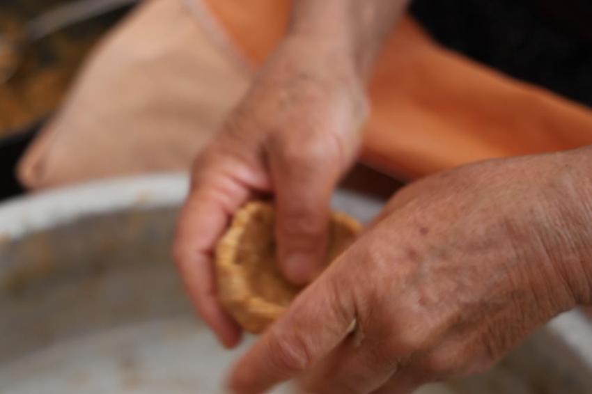 İnce işçiliği var: Adana'da bayram sabahı için hazırlanıyor