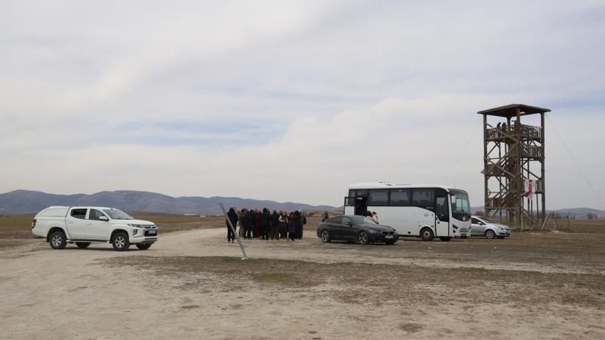 Fotoğraf tutkunları için eşsiz bir rota: Kırşehir'de flamingolar objektife yansıdı