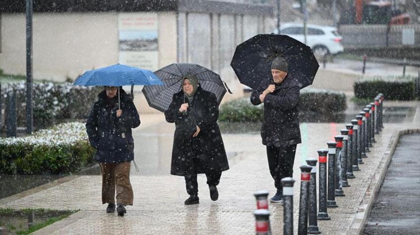 Sağanak yağışlar geri dönüyor! Meteoroloji 19 ili uyardı: Sel, su baskını, buzlanma, don, çığ ve kar erimesine dikkat