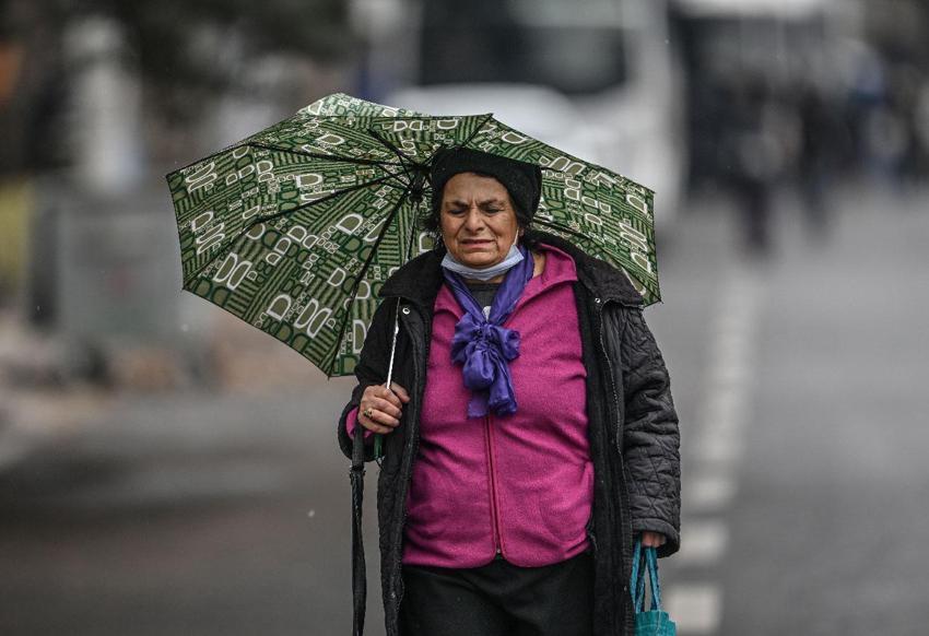Sağanak yağışlar geri dönüyor! Meteoroloji 19 ili uyardı: Sel, su baskını, buzlanma, don, çığ ve kar erimesine dikkat