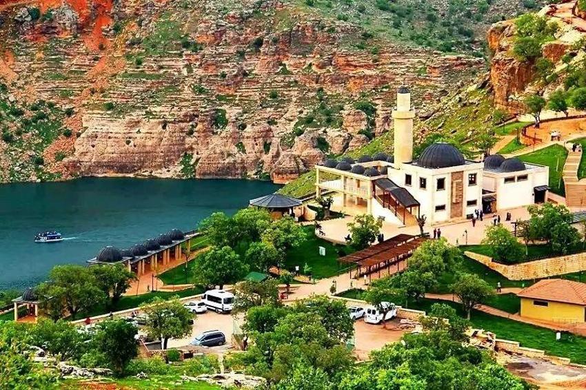 Diyarbakır'ın ilçesi Bodrum'u aratmıyor! Turizm merkezi oldu