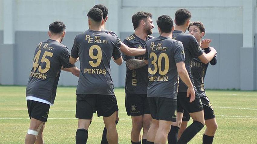 Bir devrin sonu: UEFA patentli Adanaspor 19 yıl sonra 3. Lig’e düştü
