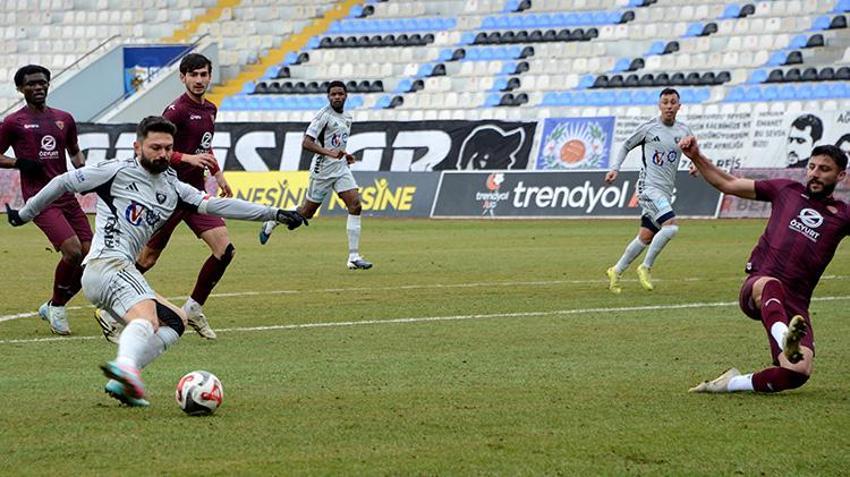 Erzurumspor bir hafta aradan sonra yeniden kazandı! Maç fazlasıyla liderliği ele geçirdi