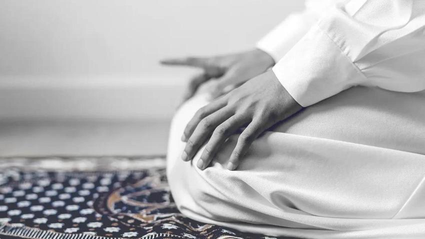 Kadir Gecesinde Kılınacak Nafile Namazlar: Teheccüd, Tesbih ve Diğer Sünnet Namazların Kaç Rekat Kılınacağı ve Ayrıntılı Kılınışları