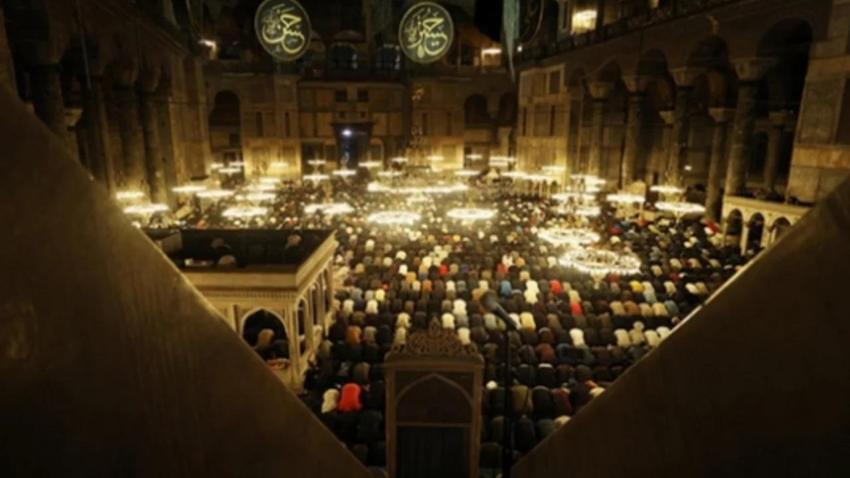 Kadir Gecesinde Kılınacak Nafile Namazlar: Teheccüd, Tesbih ve Diğer Sünnet Namazların Kaç Rekat Kılınacağı ve Ayrıntılı Kılınışları