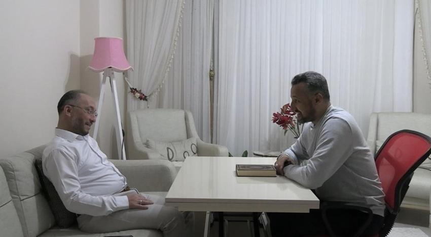 Kur'an-ı Kerim'i ezberlemede çığır açtı! Sadece ayetleri ezberlemedi