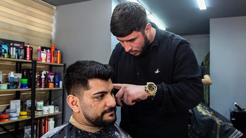 Adanalılara randevu uyarısı! Sıra kalmadı: 'Bayramın ilk günü bile müşterimiz var'