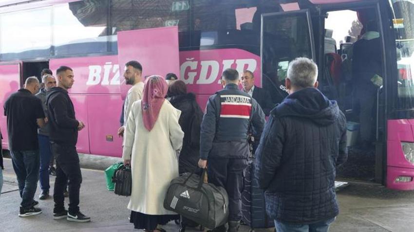 Kocaeli'de otogarda bayram yoğunluğu! Biletler günler öncesinden tükendi, fiyatlar uçtu