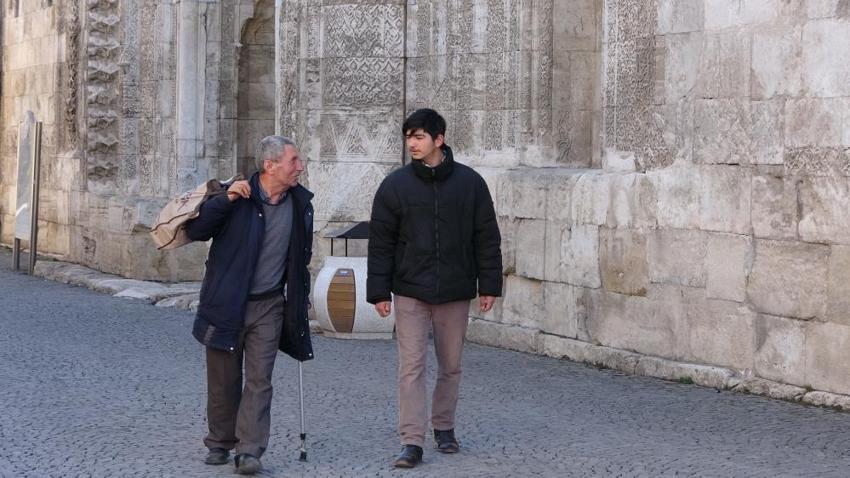 Sivas'ın göbeğinde herkes mendil satıyor sanıyor, gerçek işini duyan şaşkına dönüyor