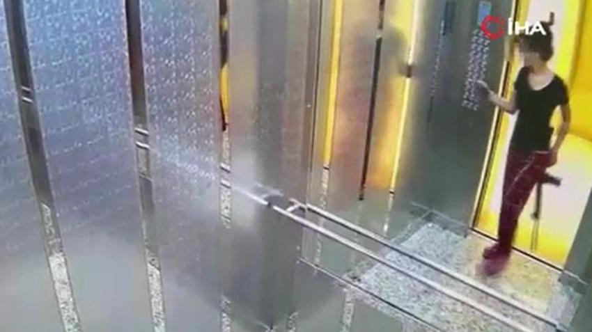 Eski erkek arkadaşının evini basıp pompalı tüfekle kurşun yağdırdı! Sebebi şaşkına çevirdi