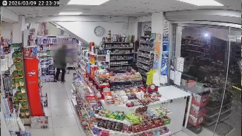 Fatih'te dehşet planlı çıktı! Zorbalar koli bandını 'doğum günü kutlayacağız' diyerek marketten almışlar