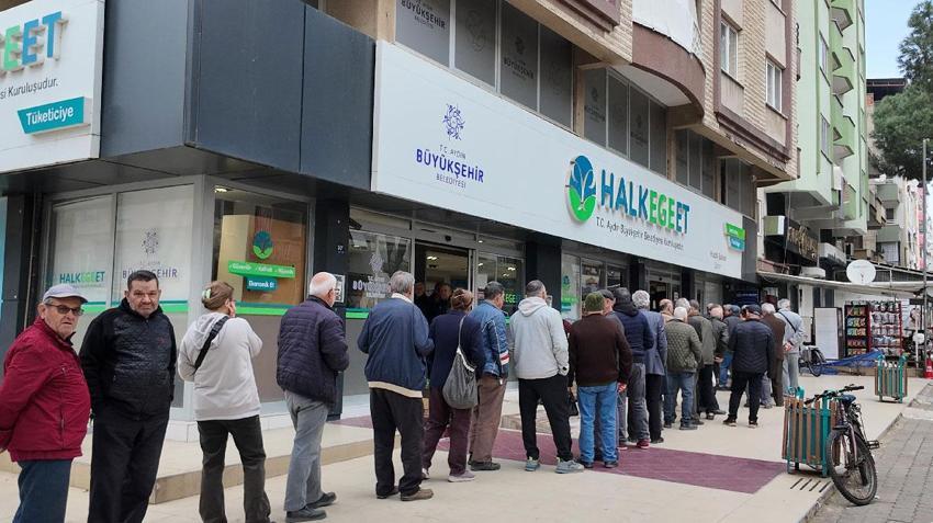 Aydın'da Ramazan Bayramı öncesi Halk Ege Et şubelerinde kıymada yüzde 20 indirim