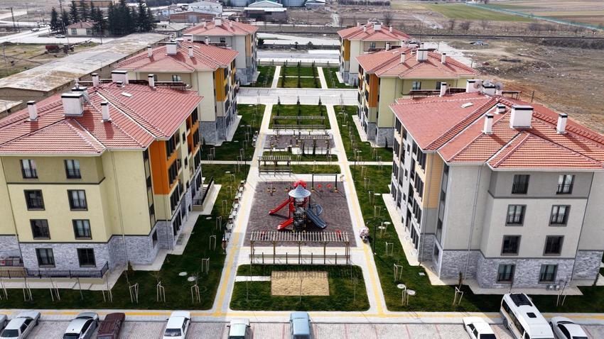 Konya'da çifte bayram! Bakan Murat Kurum paylaştı, 127 aile yeni yuvasına kavuştu