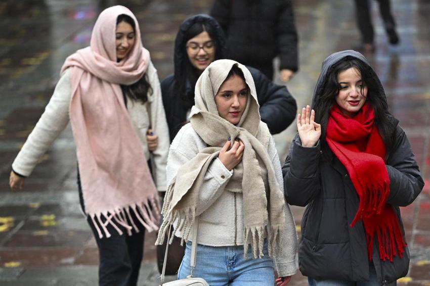 Kar yapışları ve sağanaklar bayram boyunca sürecek: Meteoroloji İstanbul dahil 20 kent için alarm verdi