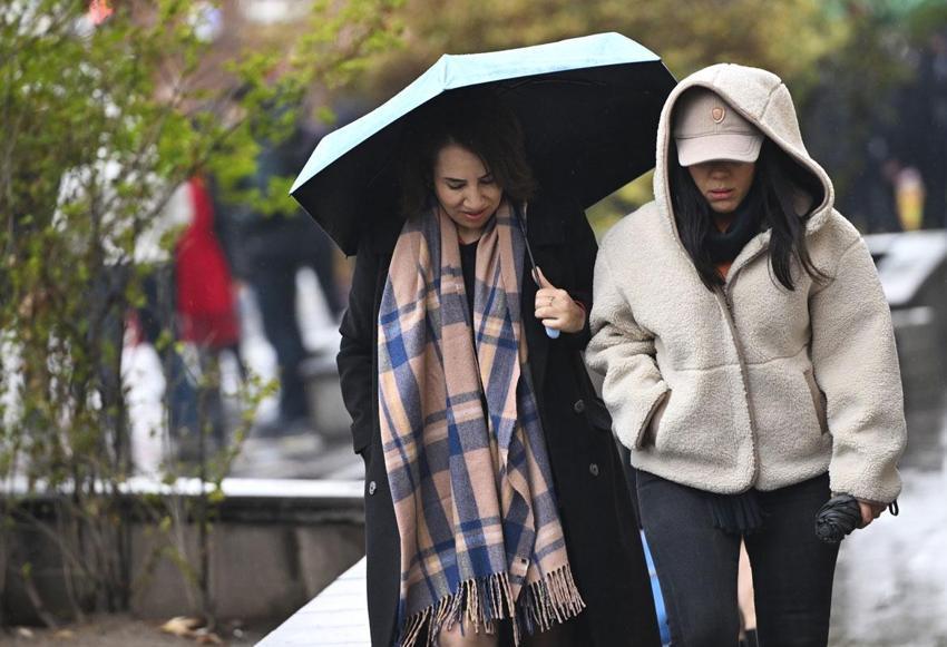 Kar yapışları ve sağanaklar bayram boyunca sürecek: Meteoroloji İstanbul dahil 20 kent için alarm verdi