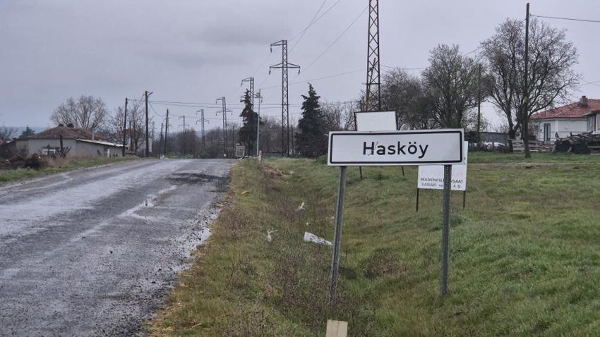 Bu köye gelen bir daha gelmek istemiyor: Misafirler bile çok durmuyor, köylü çareyi dağ bayır gezmekte buldu!