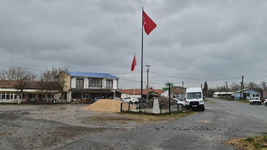 Bu köye gelen bir daha gelmek istemiyor: Misafirler bile çok durmuyor, köylü çareyi dağ bayır gezmekte buldu!
