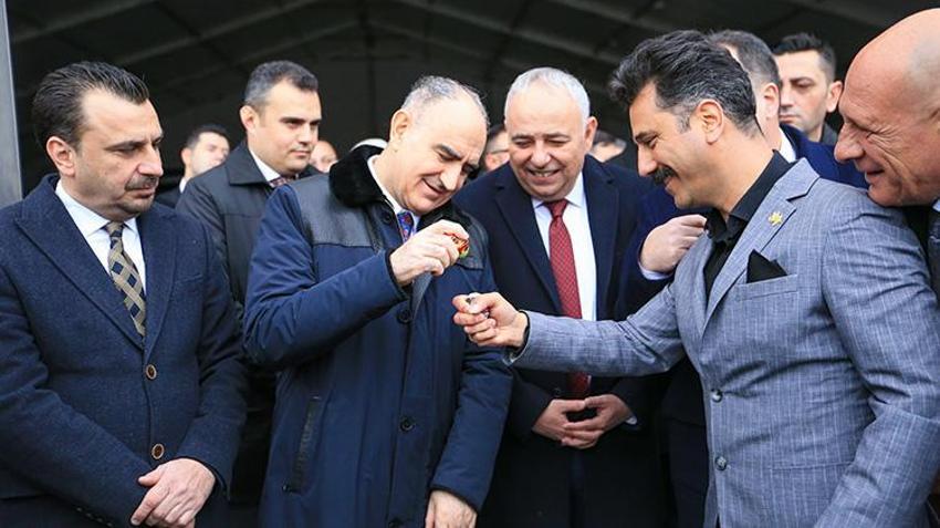 Manisa’da 486 yıllık şifa kazanı kaynadı! 486. Mesir Macunu Şenlikleri başladı