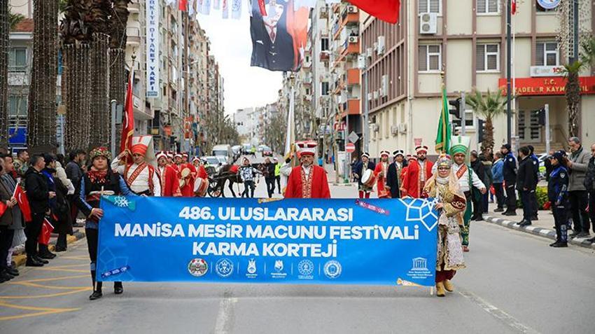 Manisa’da 486 yıllık şifa kazanı kaynadı! 486. Mesir Macunu Şenlikleri başladı