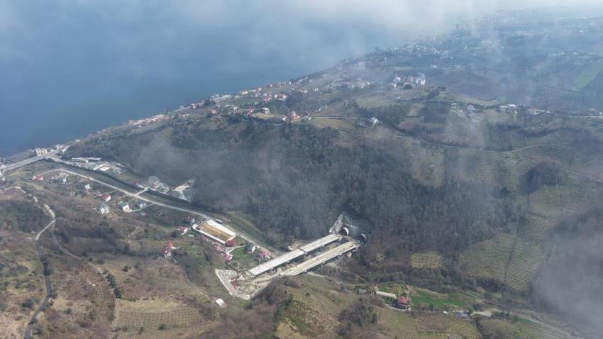 Trabzon'da trafik çilesi sona eriyor! 43 kilometrelik uzunlukta, sahil yoluna nefes aldıracak