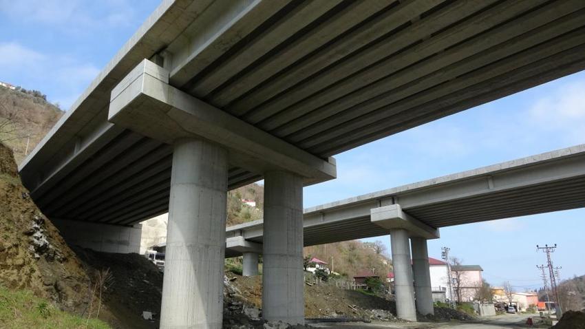 Trabzon'da trafik çilesi sona eriyor! 43 kilometrelik uzunlukta, sahil yoluna nefes aldıracak