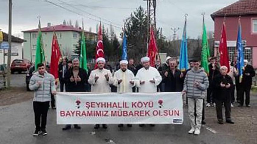 Anadolu erenlerinin mirası Sivas'ta yeniden canlandı! Yarım asır sonra Şeyh Halil Sancağı meydana çıktı