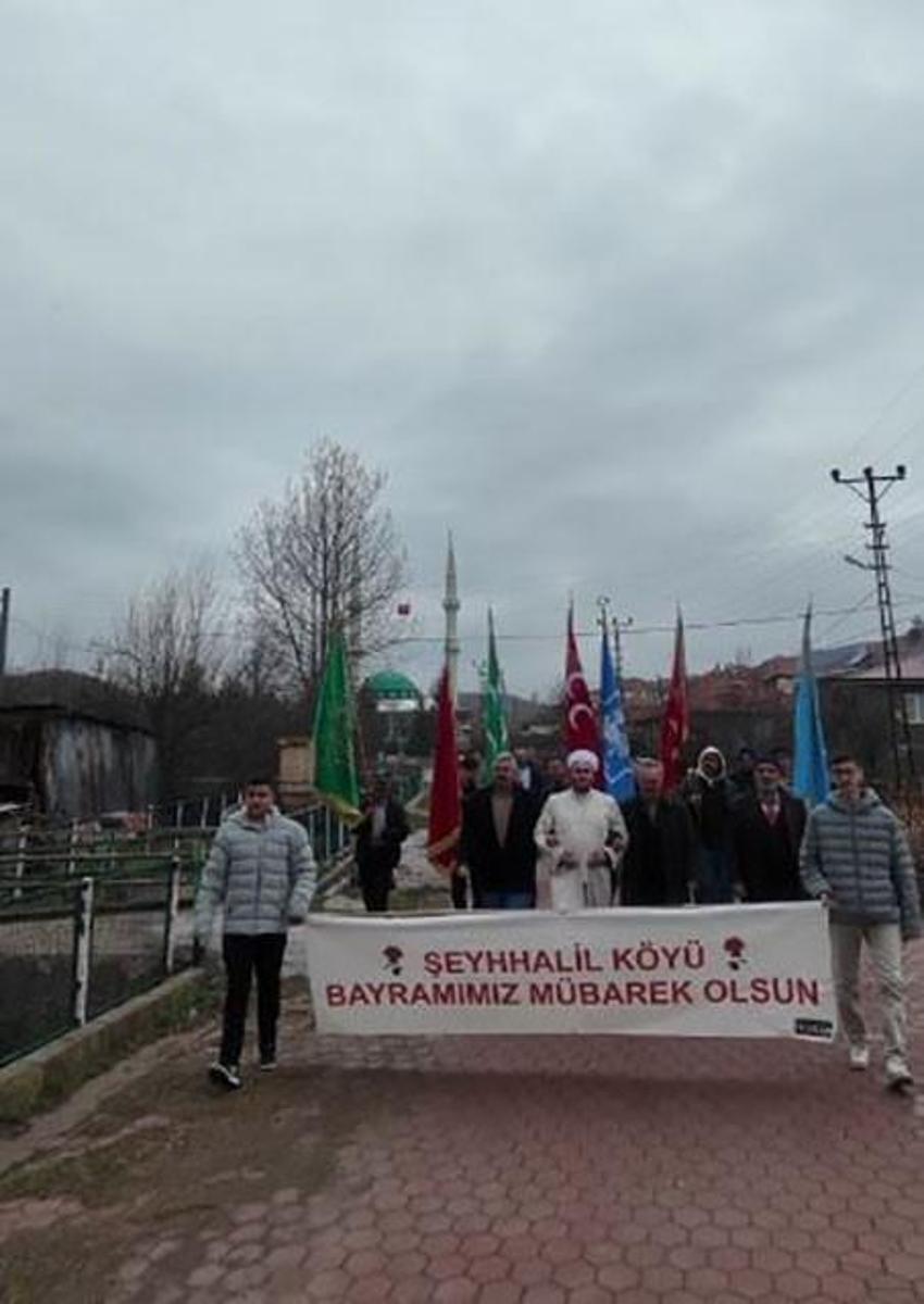 Anadolu erenlerinin mirası Sivas'ta yeniden canlandı! Yarım asır sonra Şeyh Halil Sancağı meydana çıktı