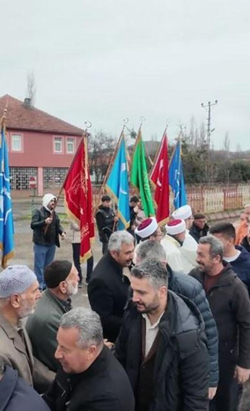 Anadolu erenlerinin mirası Sivas'ta yeniden canlandı! Yarım asır sonra Şeyh Halil Sancağı meydana çıktı
