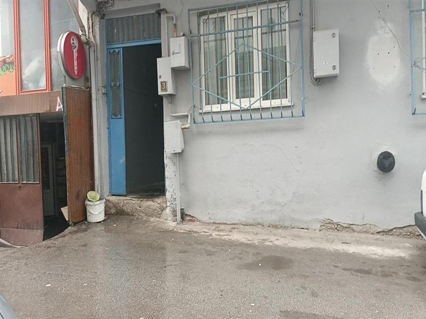 Bursa'da eşi tarafından 3 yerinden vurulan kadın konuştu: '14 yaşında istismar edildim ve evlenmek zorunda kaldım'