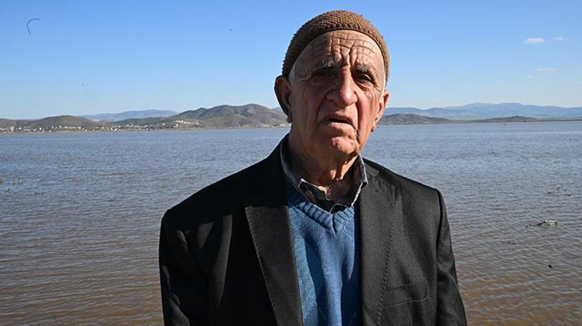 Gavur Gölü su tutunca o da döndü! Yerli Robinson 10 yıl sonra ilk kez kayığıyla göle açıldı