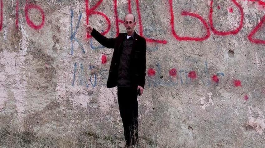 Kayseri'de 40 peri bacası tahrip edildi! Her yerine sprey boya ile saldırdılar