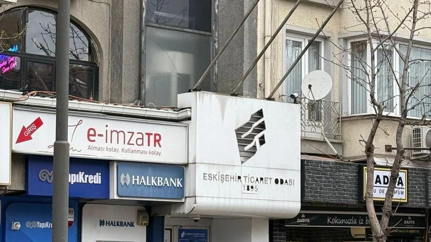 Eskişehir Büyükşehir Belediyesi taşınıyor! Yeni bina kiralandı