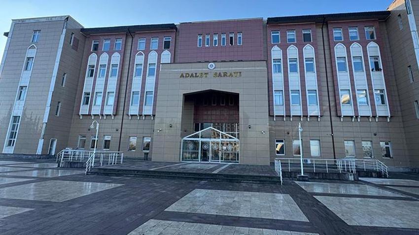 Köpekten kaçarken kamyonun çarptığı çocuk davasında emsal karar! Valilik, Büyükşehir ve ilçe belediyesi tazminat ödeyecek