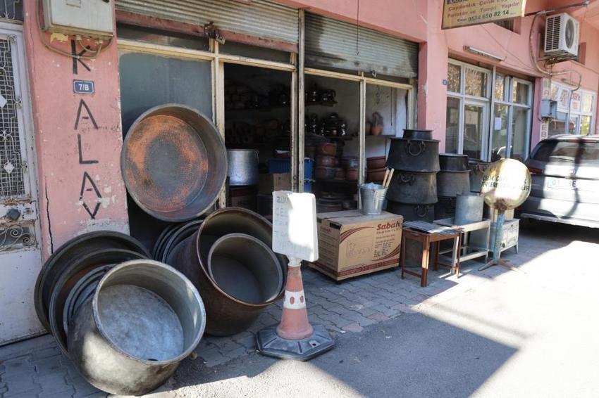 Adana'da sadece o kaldı! Fiyatlar artınca talep kesildi: Zahmeti çok, usta yetişmiyor