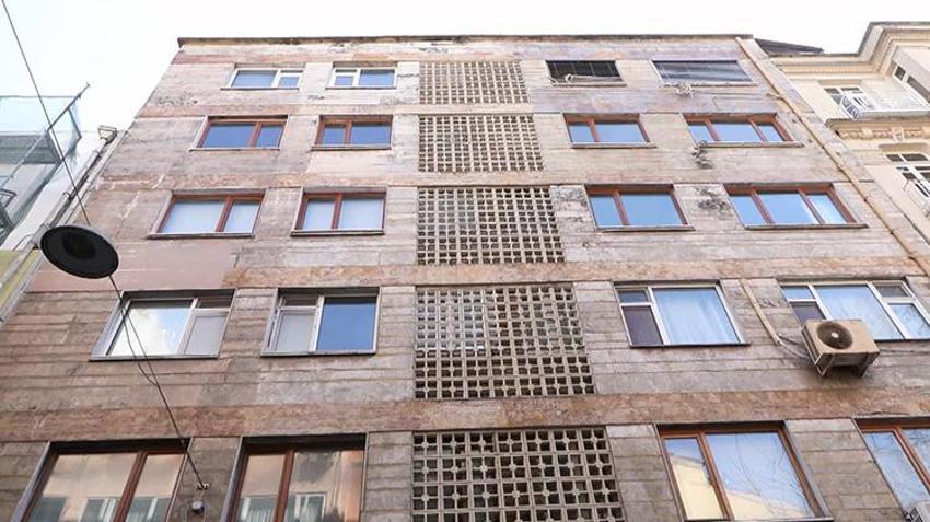 Orhan Pamuk'un 9 dairesinin bulunduğu Beyoğlu'ndaki Taray Apartmanı davasında karar verildi