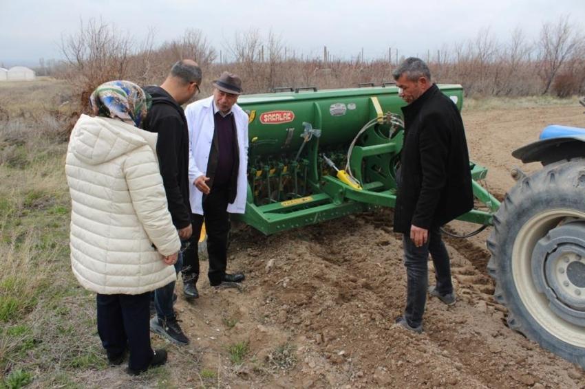 Niğde'de ekim başarıyla tamamlandı! Üreticiye yeni gelir kapısı açıldı