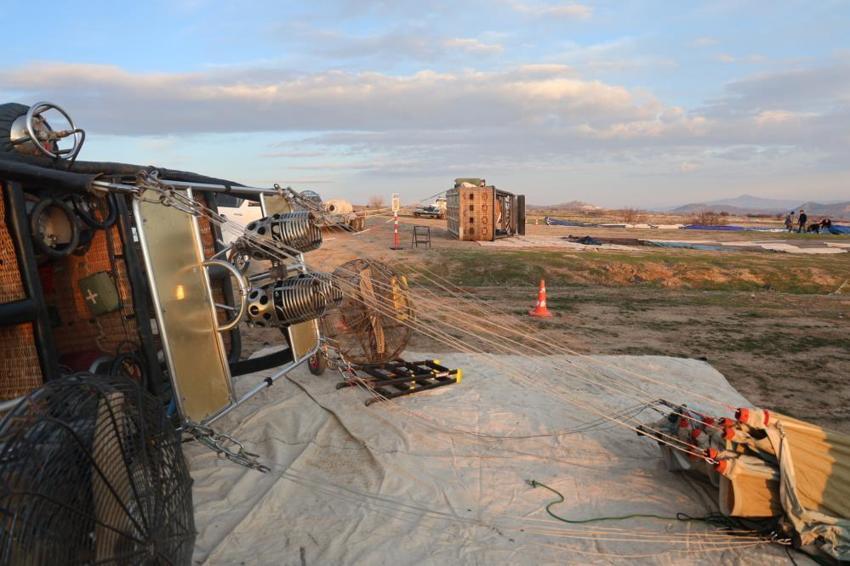 Kapadokya’da balonlara rüzgar freni! Sivil Havacılık güvenlik gerekçesiyle uçuşları iptal etti!