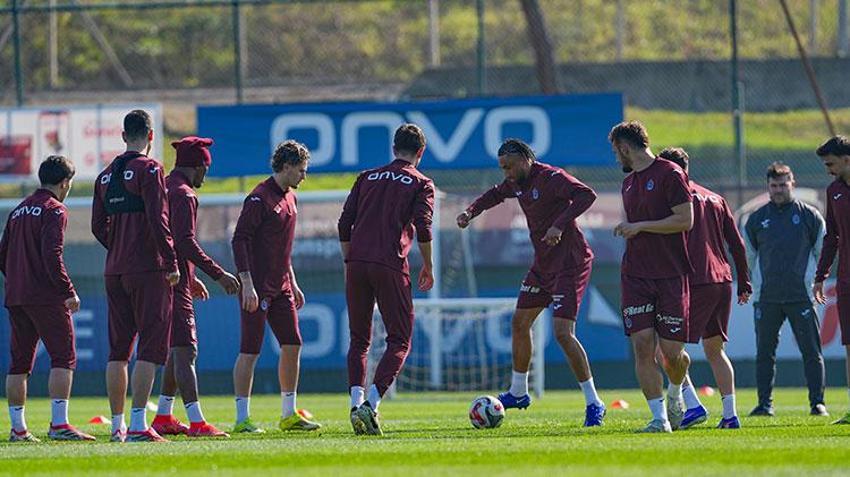 Trabzonspor'da Fatih Tekke İstanbul takımlarına karşı 23 puan topladı! Sırada Galatasaray var