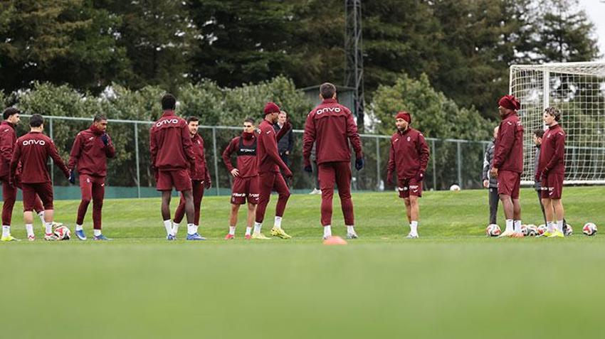 Trabzonspor'da Fatih Tekke İstanbul takımlarına karşı 23 puan topladı! Sırada Galatasaray var