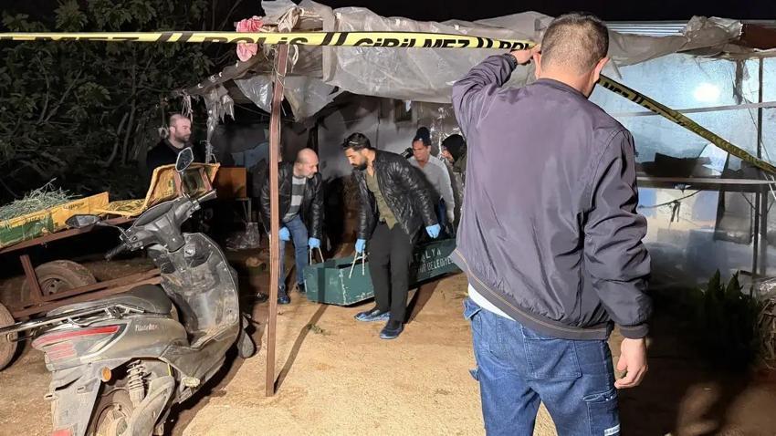 Kepez'de dehşet evi: Göğsünden vurulmuş halde bulundu!