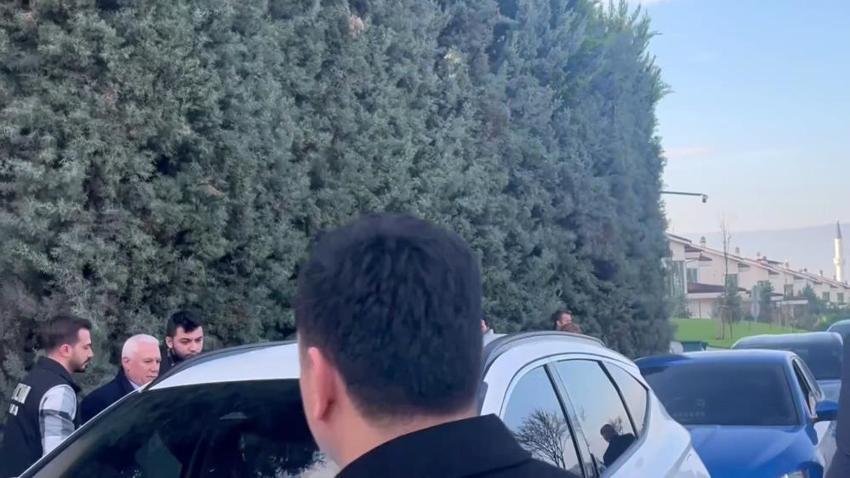 Bursa Büyükşehir Belediye Başkanı Mustafa Bozbey'in gözaltına alınma görüntüleri ortaya çıktı!