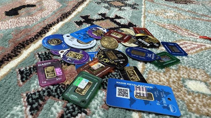 Zonguldak'ta halıdan servet çıktı, Emekli kadının birikimini teslim etti!