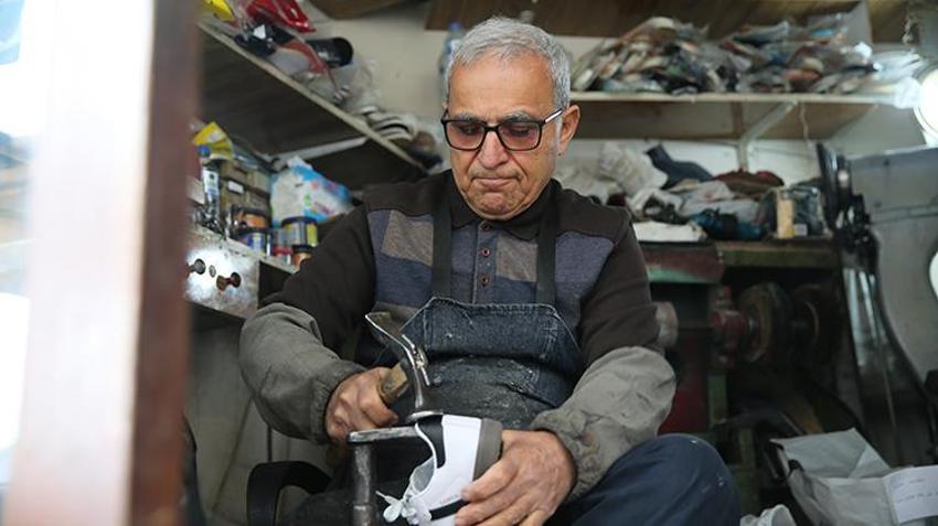 Hatay'ın yaşayan efsanesi! 44 yıldır aynı dükkanda iş başında: 3 çocuğunu burası sayesinde üniversite okuttu!