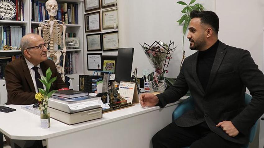 Batmanlı çocuk ameliyatını yapan doktordan etkilenip onun yolundan gitti! Bacağını kaybetti ama pes etmedi