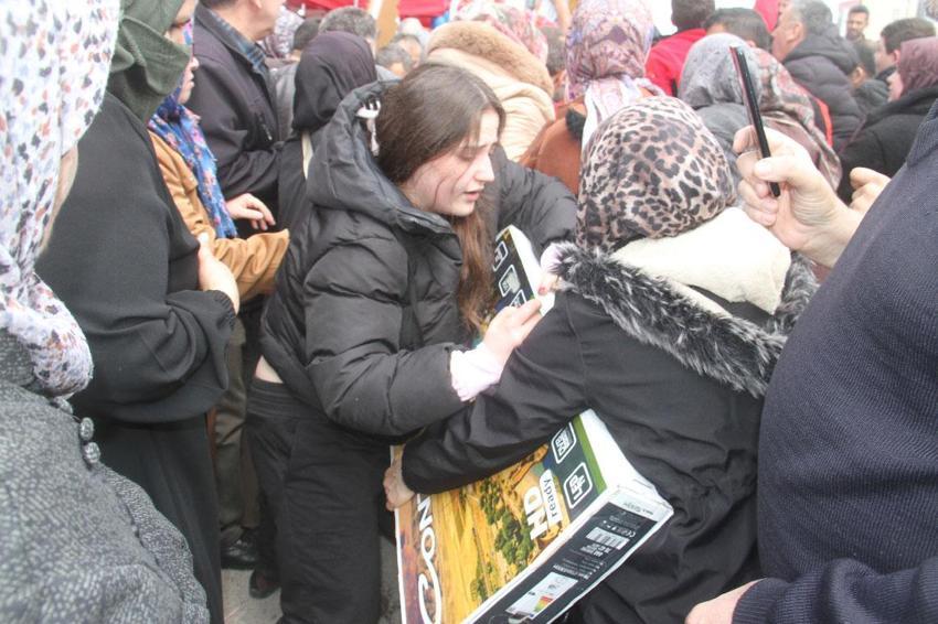Konya Beyşehir’de ucuz televizyon satışında ortalık karıştı!