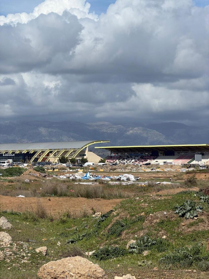 Antalya’nın 'kuş cenneti' can çekişiyor! 263 türün yaşam alanı moloz ve lastik çöplüğüne döndü!