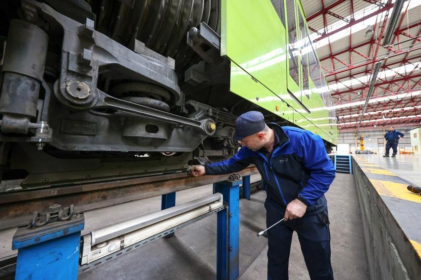 Bursa’da yaşamının vazgeçilmez unsuru toplu ulaşım daha güvenli ve konforlu